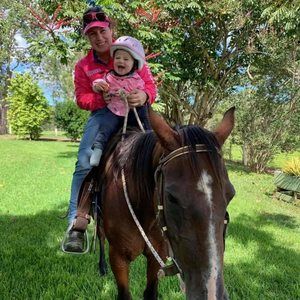 Meet your Posher, Helen